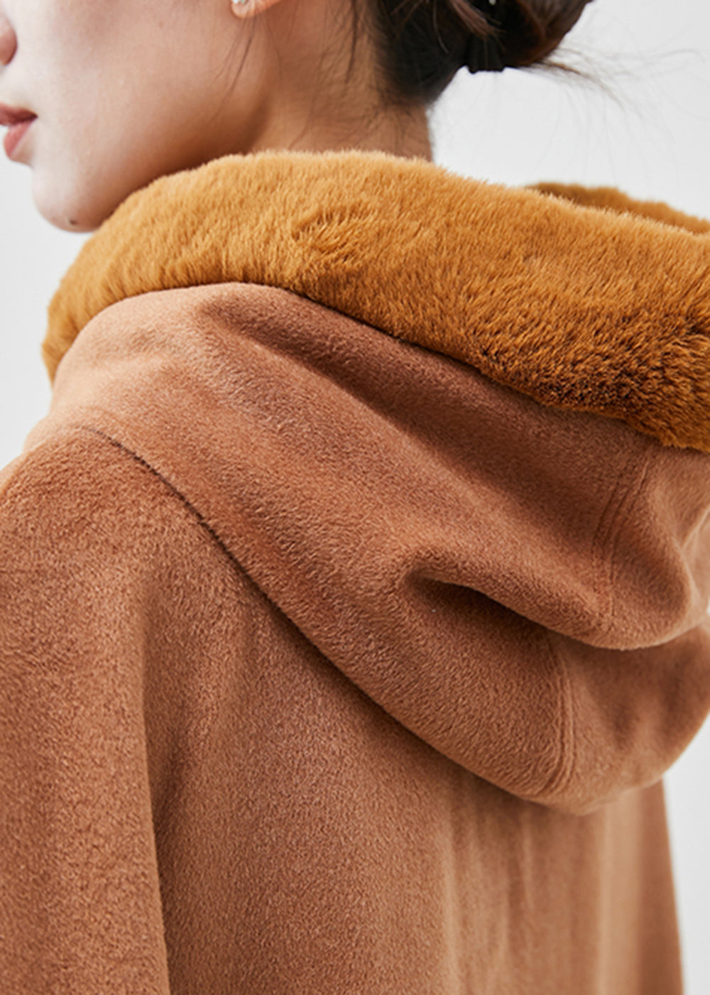 Gracefully Styled Coat for Any Occasion