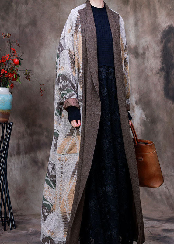 Beautifully Finished Coat in a Timeless Design