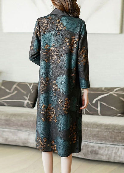Classic Vintage Coat with a Flattering Fit
