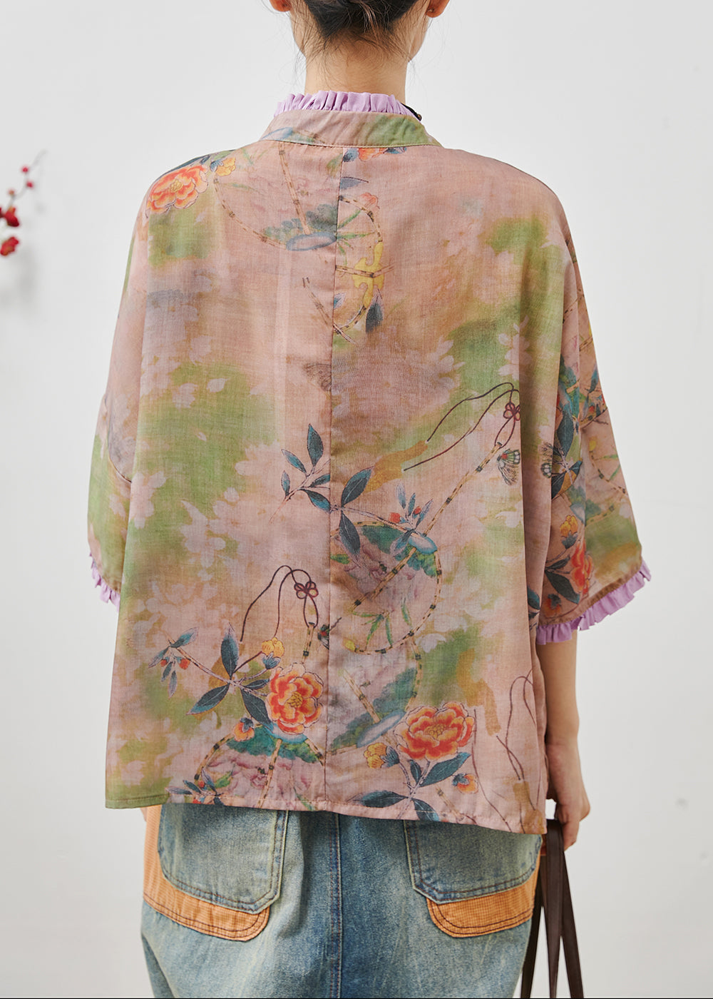 Sophisticated Blouse with a Clean Classic Look
