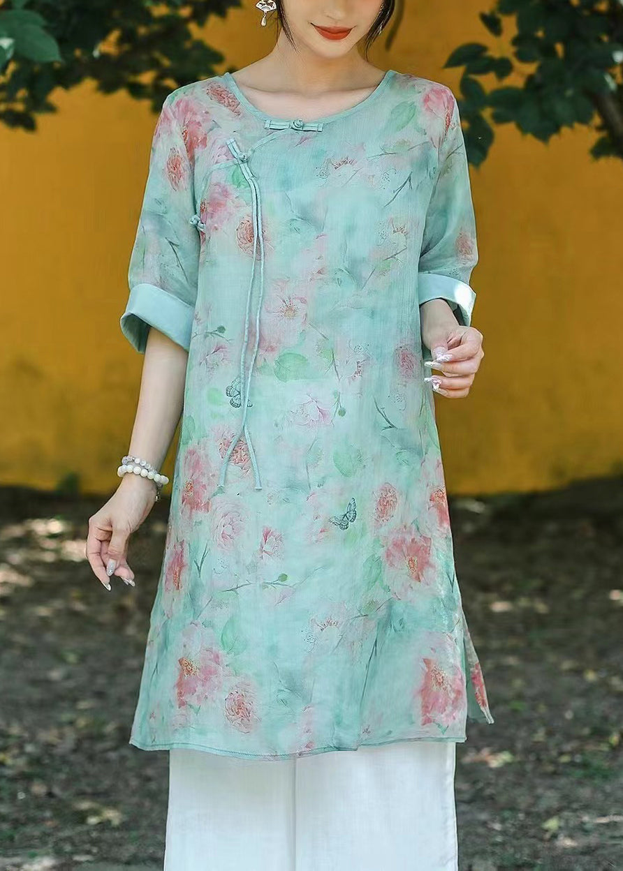 Polished Blouse with an Effortless Classic Look