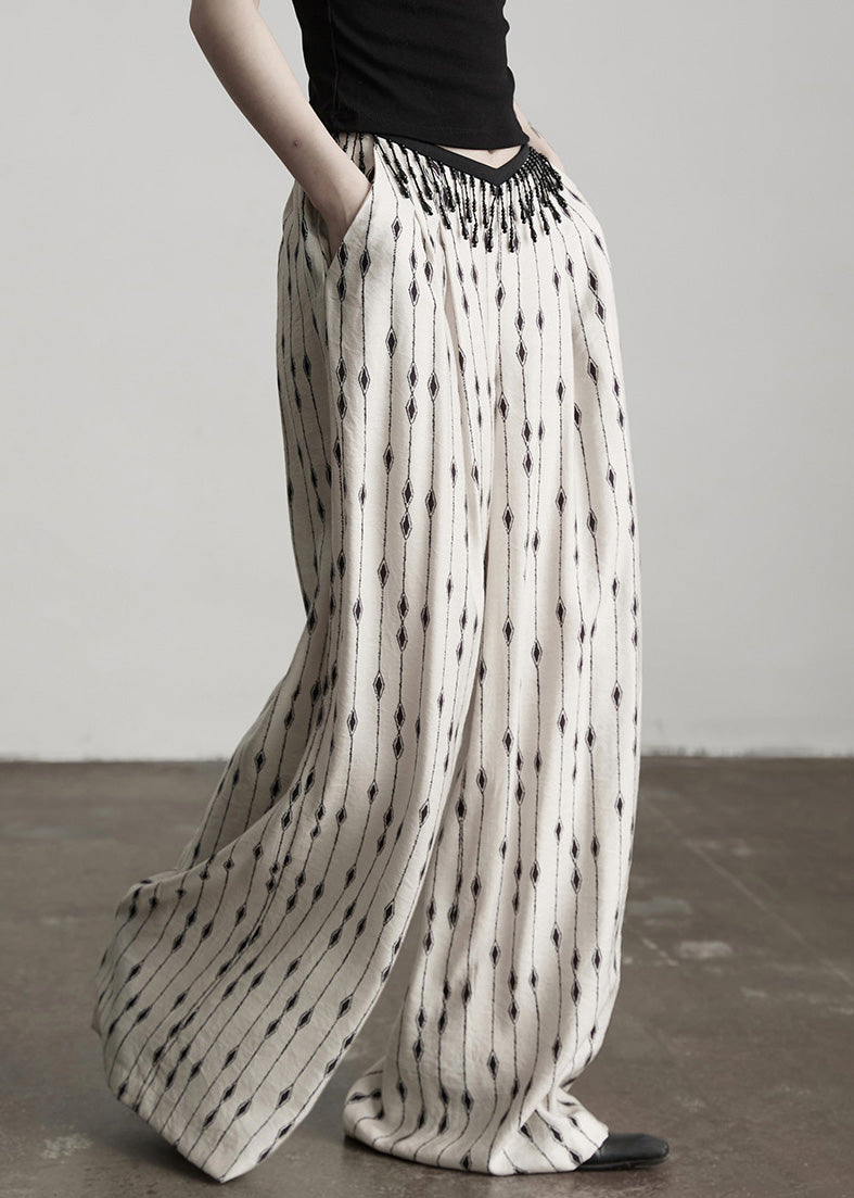 Elegantly Styled Pants for Everyday Wear