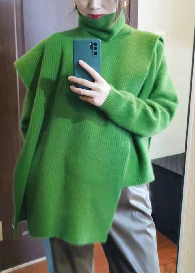 Gracefully Styled Sweater for Any Occasion