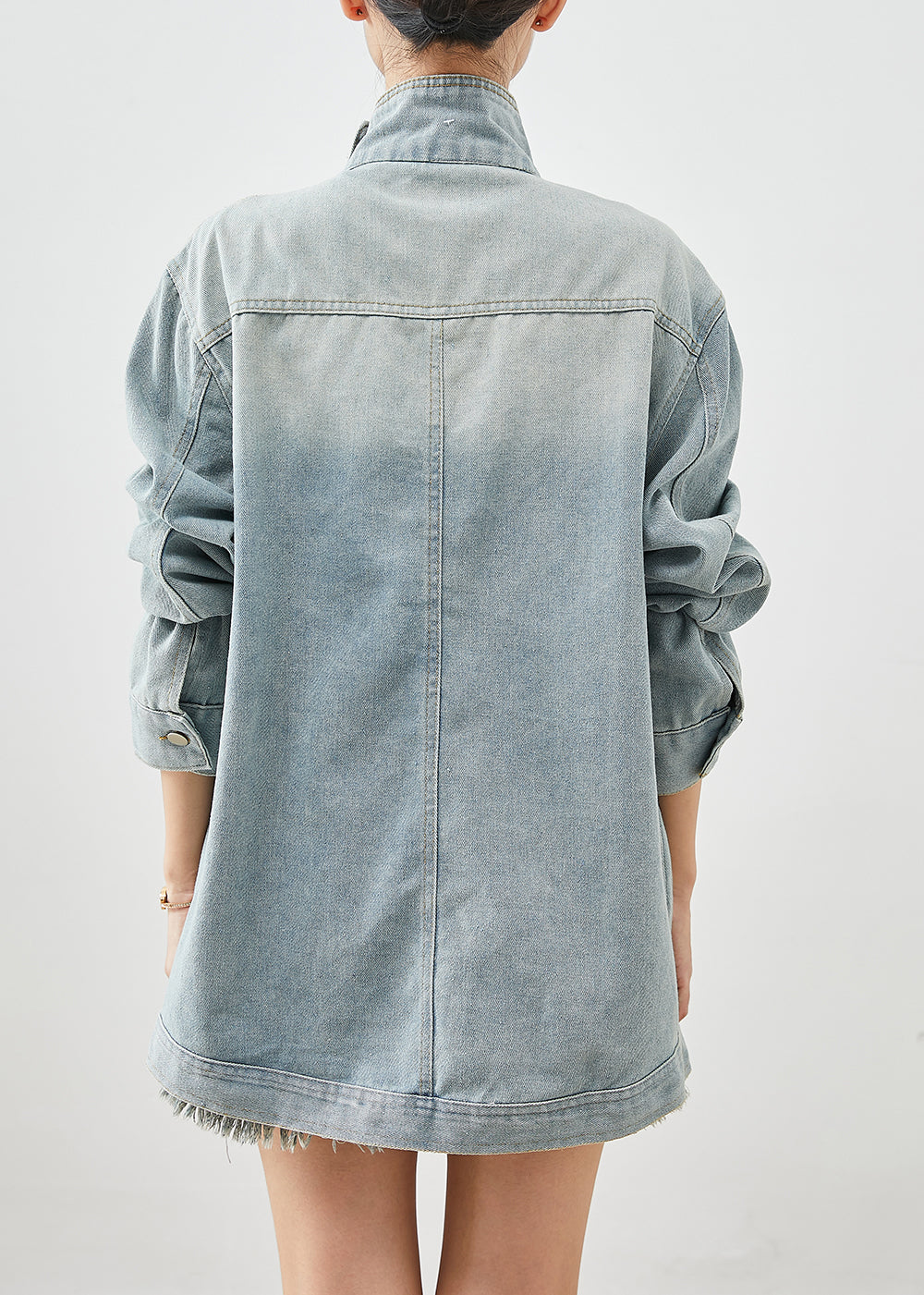 Elegantly Styled Jacket for Everyday Wear
