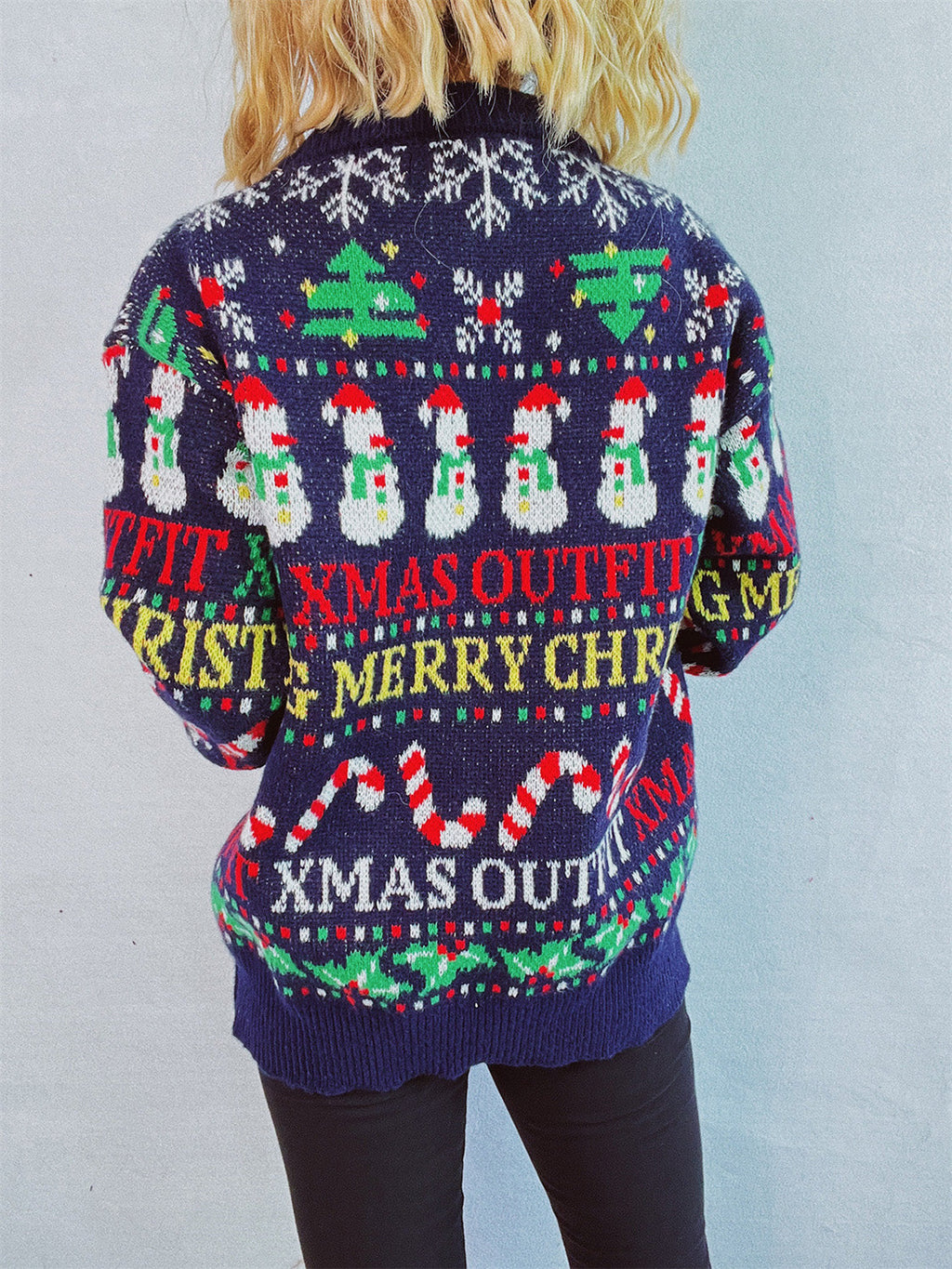 Classic Vintage Sweater with a Flattering Fit