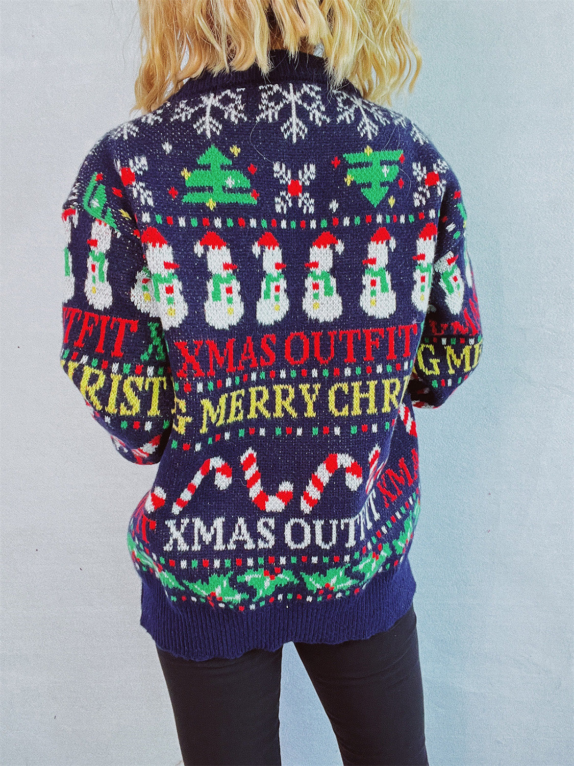 Classic Vintage Sweater with a Flattering Fit