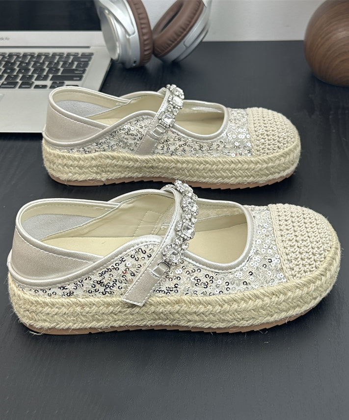 Graceful Orthopedic Shoes for Modern Look