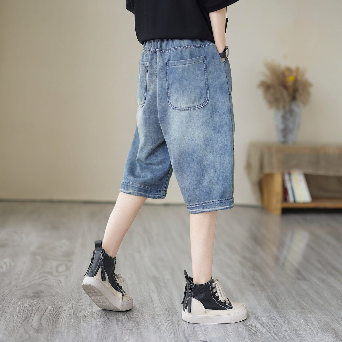 Gracefully Styled Garment for Any Occasion