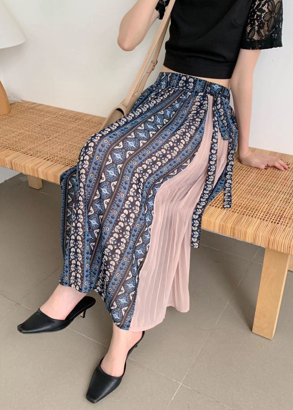 Gracefully Styled Garment for Any Occasion