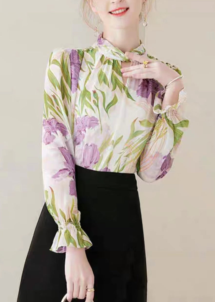 Beautifully Crafted Blouse in a Classic Style