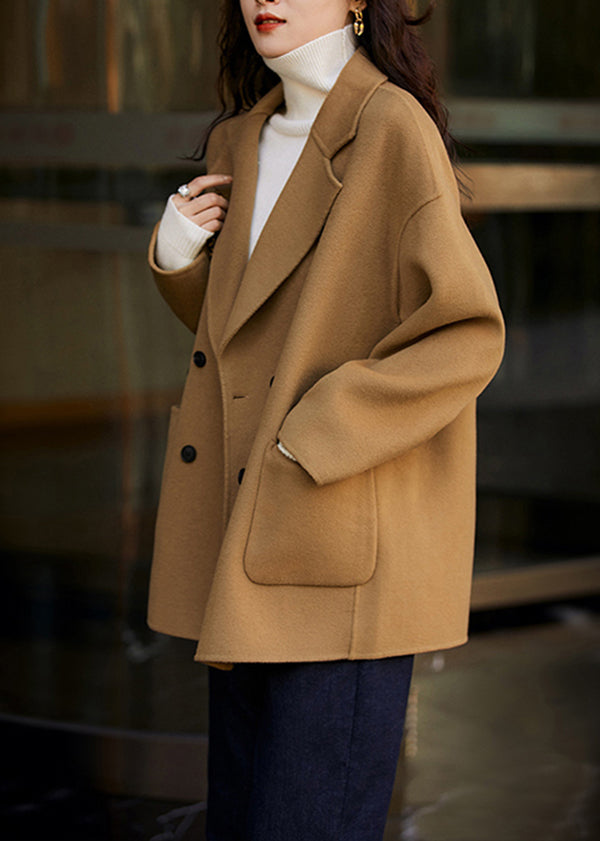 Gracefully Styled Coat for Any Occasion