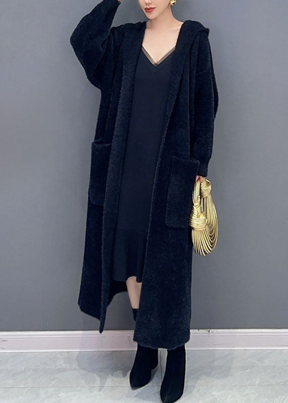 Beautifully Finished Coat in a Timeless Design