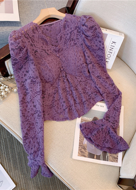 Beautifully Finished Top in a Timeless Design