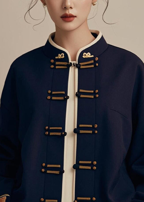 Gracefully Styled Coat for Any Occasion