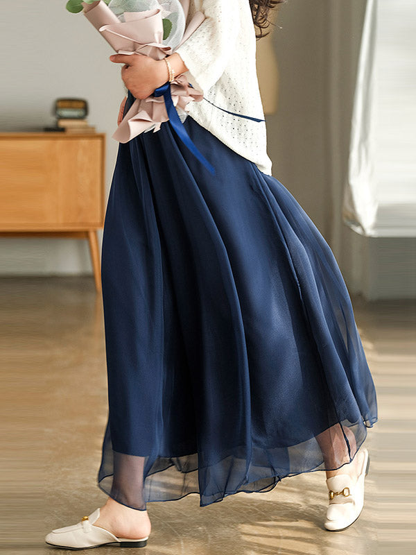 Classic Vintage Pants with a Flattering Fit