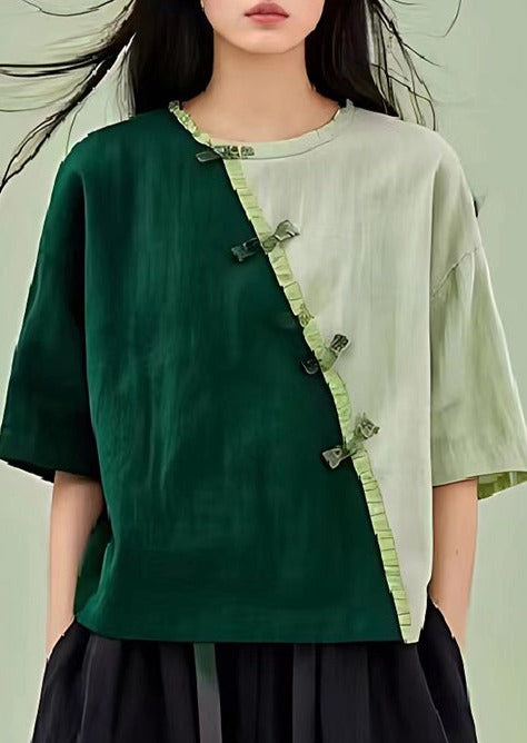 Effortlessly Elegant Blouse with a Timeless Design