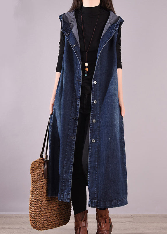 Well Tailored Coat with a Graceful Silhouette