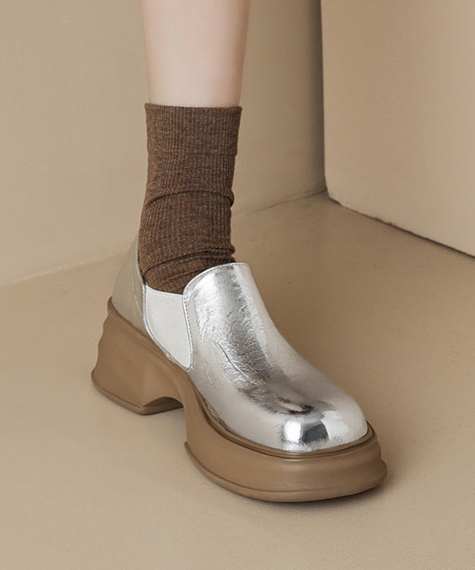 Graceful Orthopedic Loafers for Modern Look