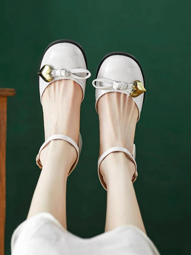 Elegant Orthopedic Pumps for Every Step