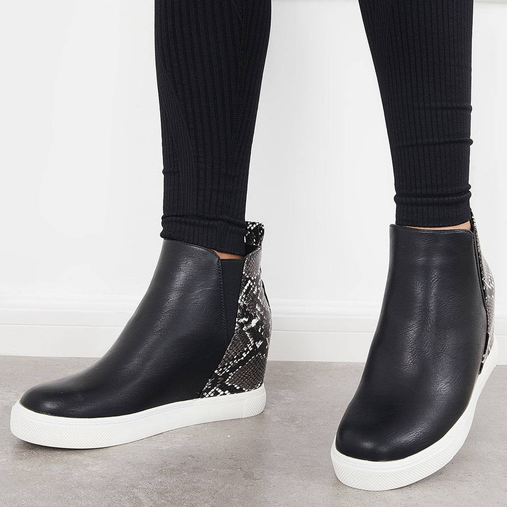 Chic Orthopedic Sneakers with Unique Design