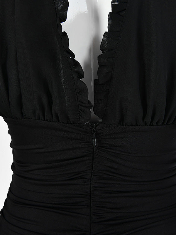 Gracefully Styled Dress for Any Occasion