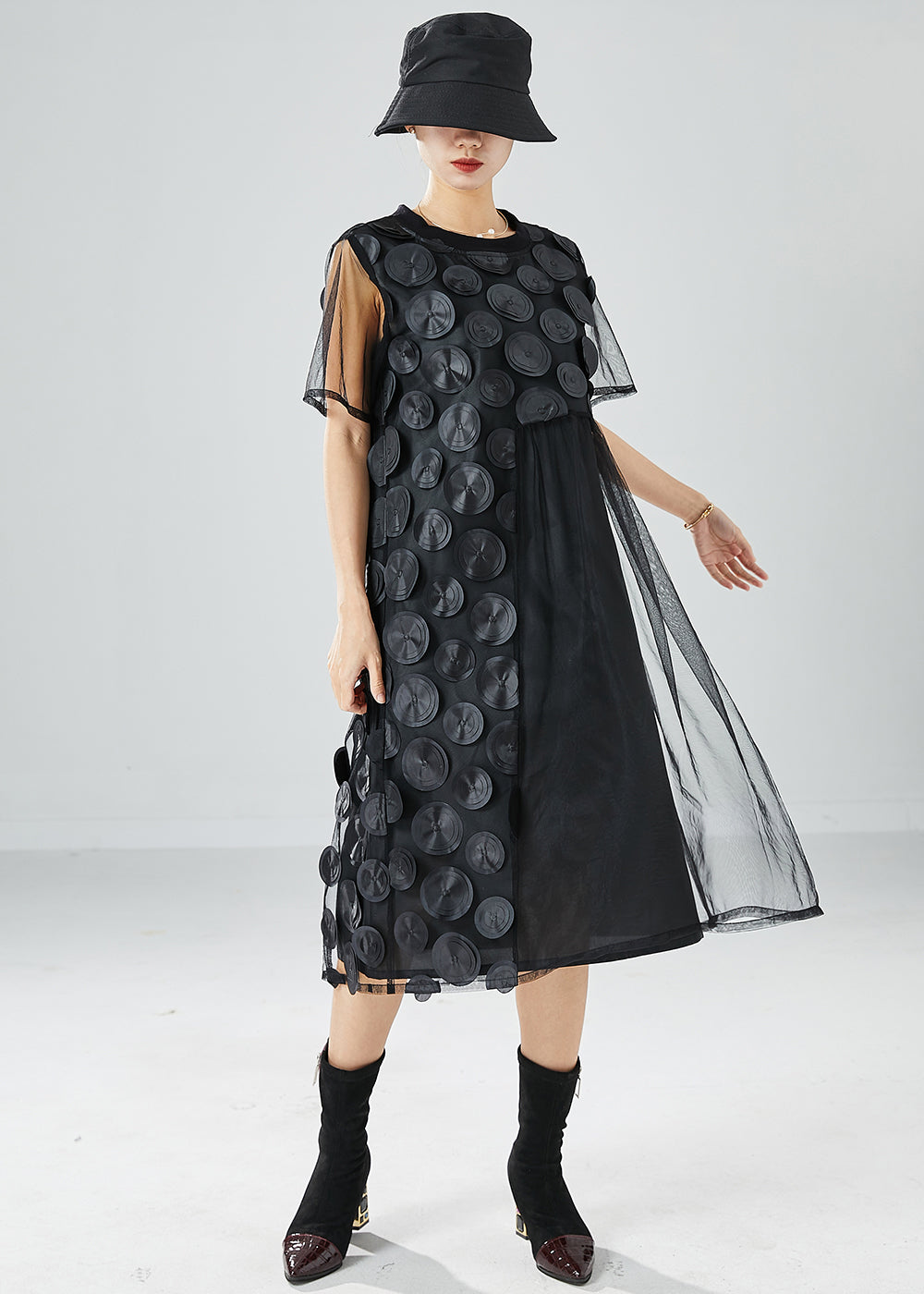 Beautifully Crafted Dress in a Classic Style