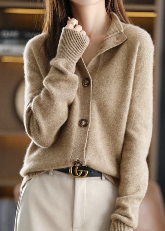 Gracefully Styled Cardigan for Any Occasion