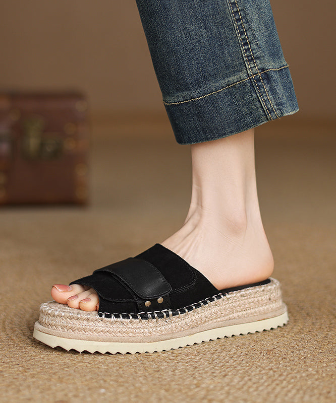 Chic Orthopedic Sandals with Unique Design