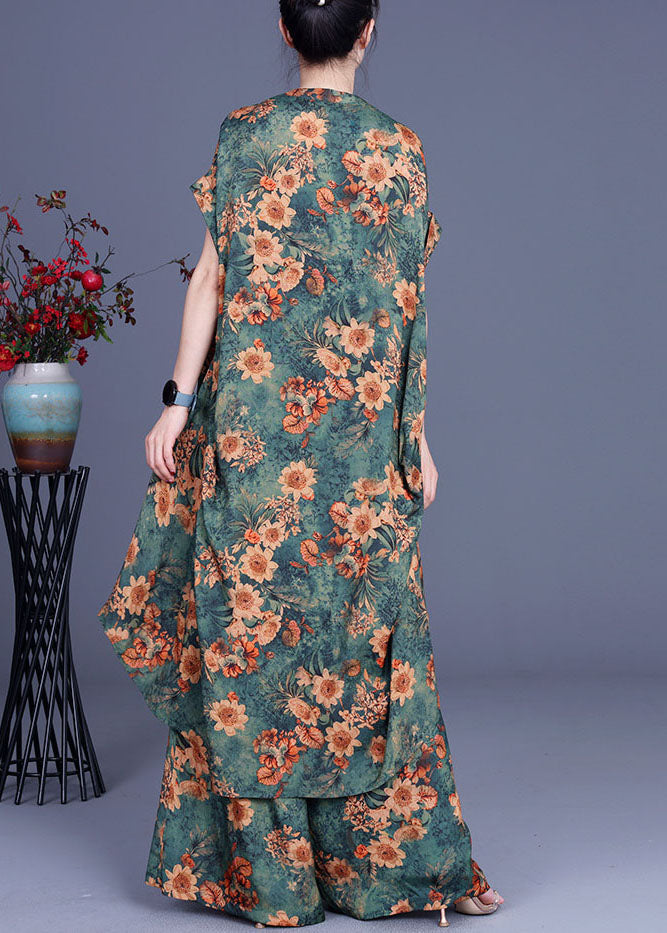 Sophisticated Garment with a Clean Classic Look