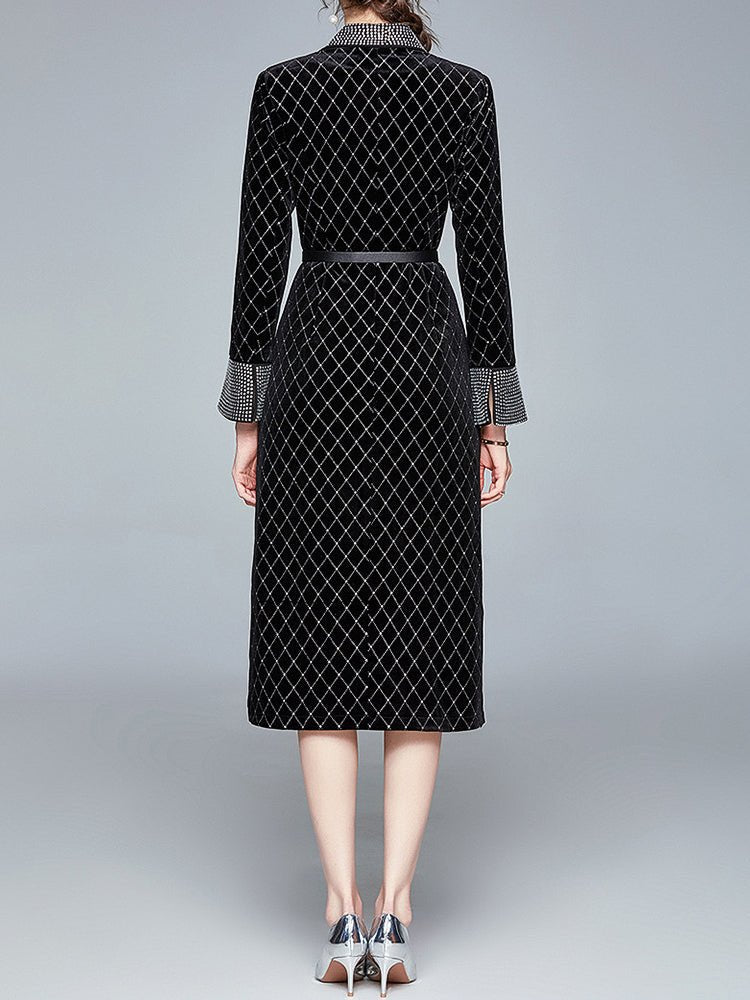Gracefully Styled Coat for Any Occasion