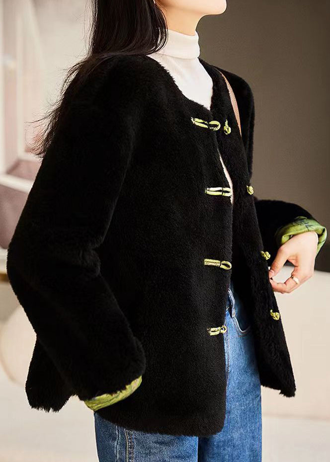 Polished Coat with an Effortless Classic Look