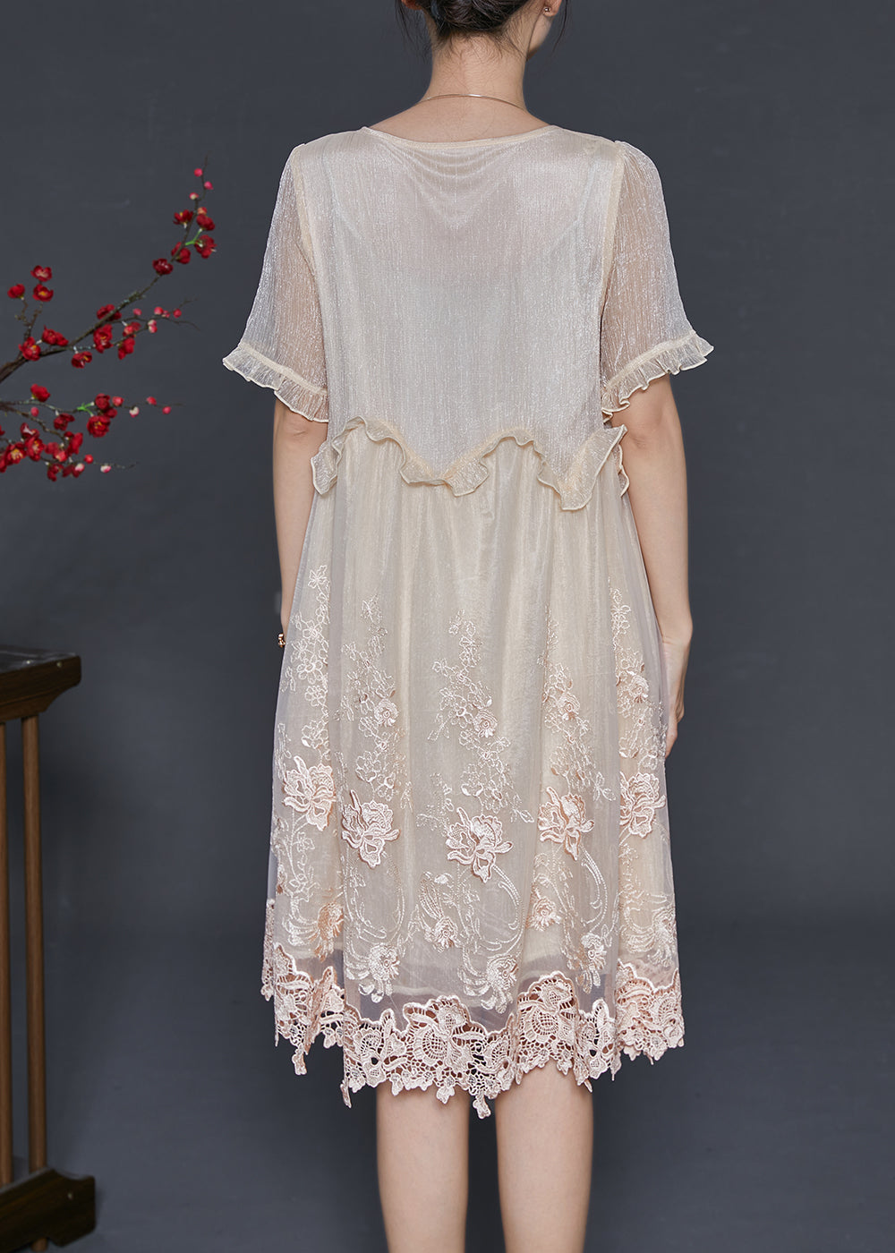 Classic Vintage Dress with a Flattering Fit