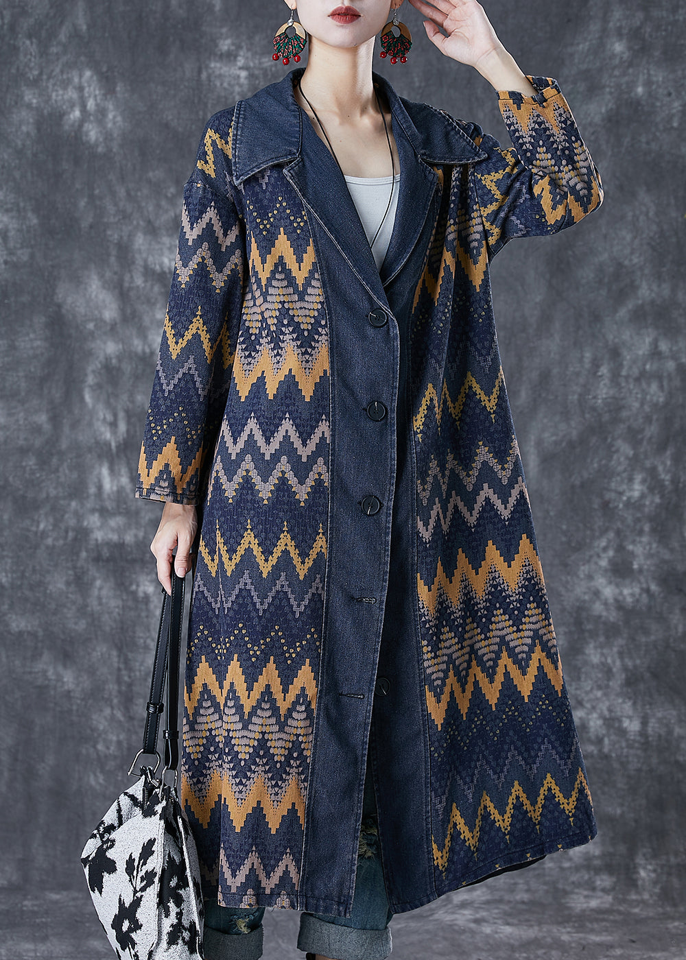 Gracefully Styled Coat for Any Occasion