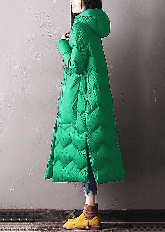 Well Tailored Coat with a Graceful Silhouette
