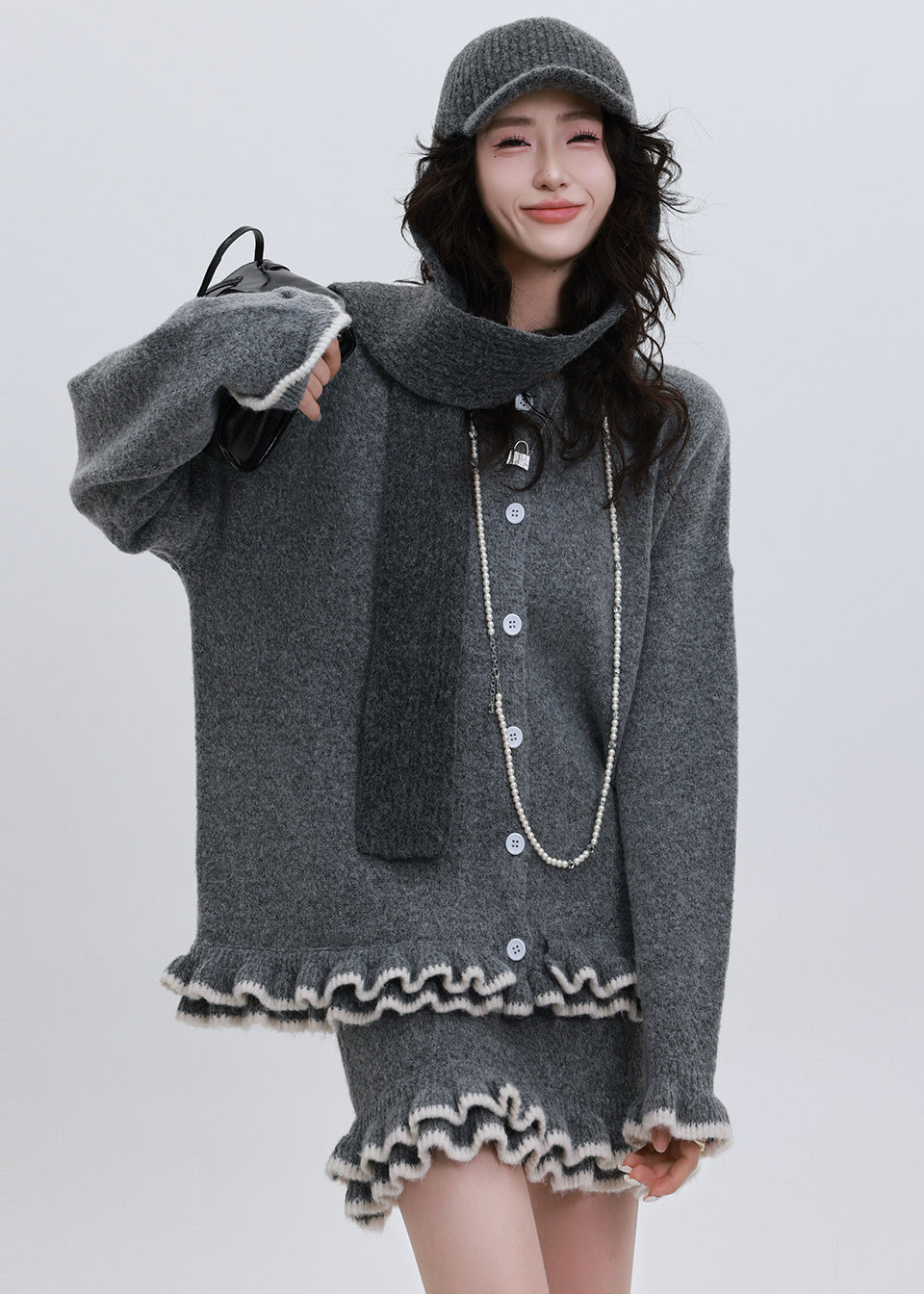 Elegantly Styled Cardigan for Everyday Wear