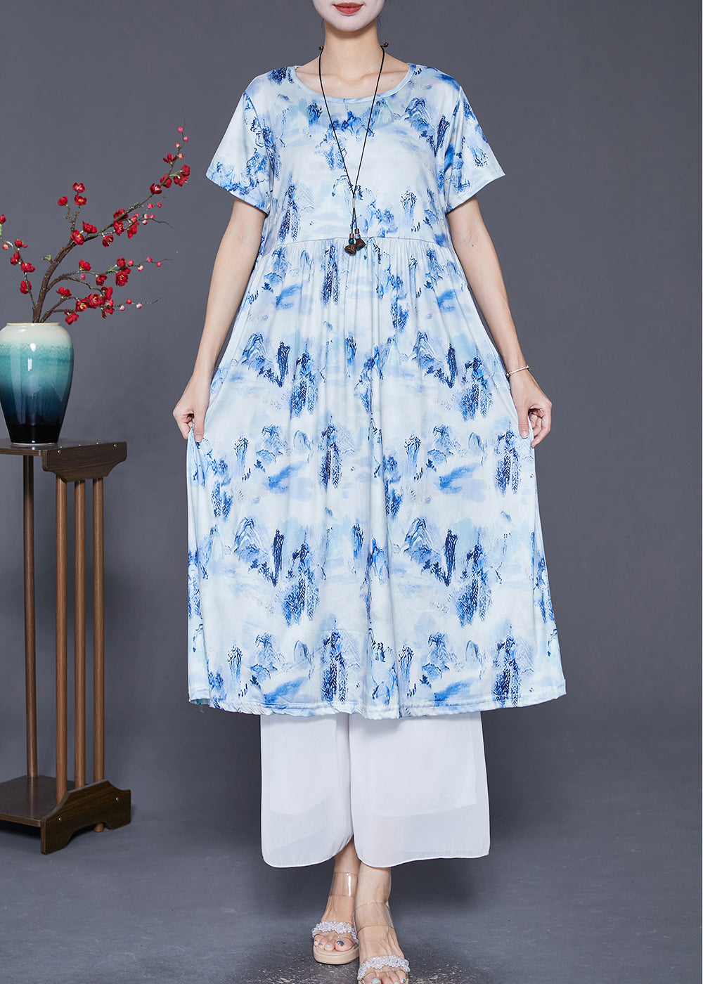 Polished Dress with an Effortless Classic Look