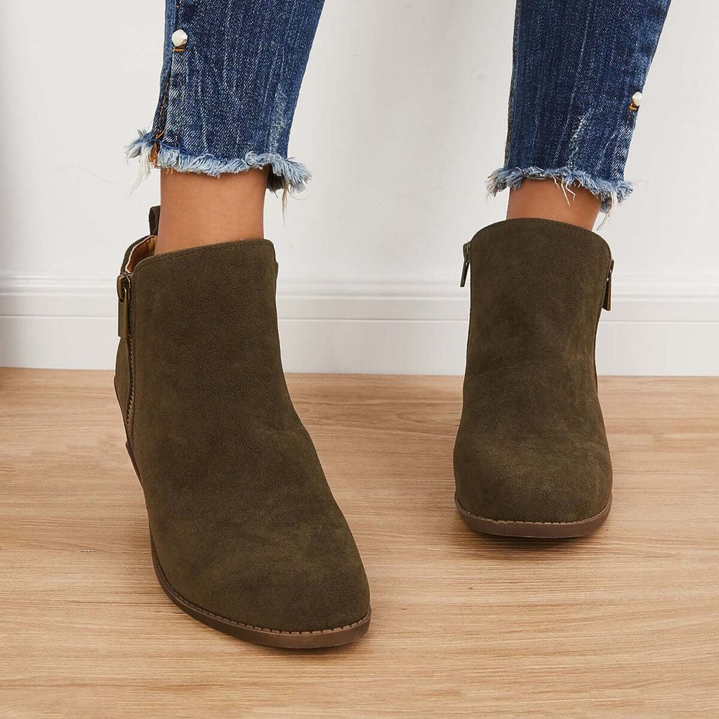 Chic Orthopedic Boots with Unique Design