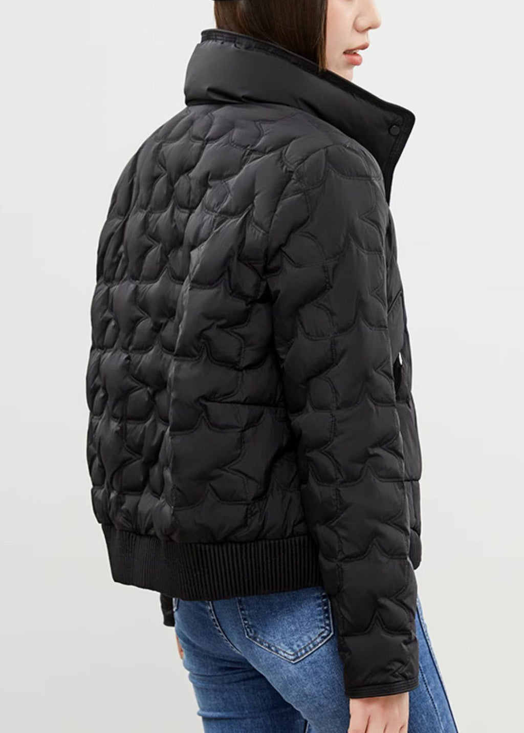 Elegantly Styled Coat for Everyday Wear