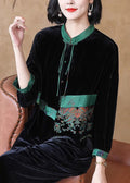 A Vintage Style Top with Delicate Timeless Details