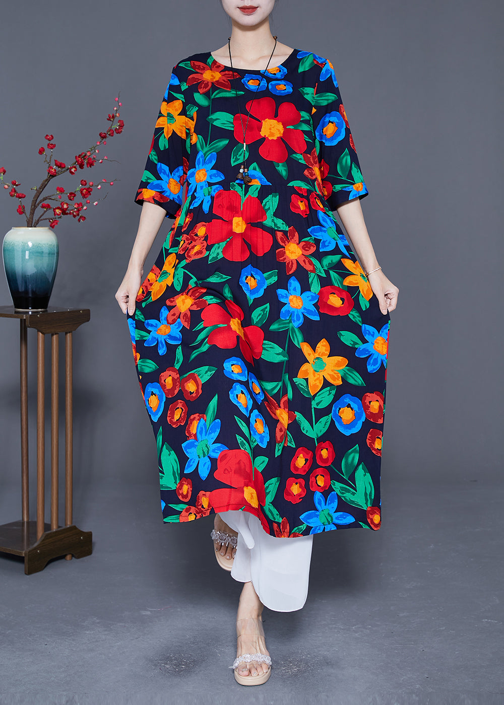 Gracefully Styled Dress for Any Occasion