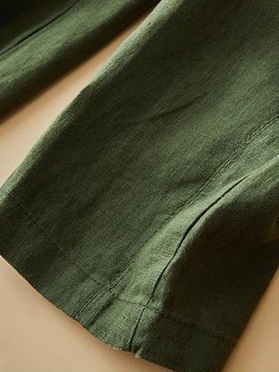 Classic Vintage Pants with a Flattering Fit