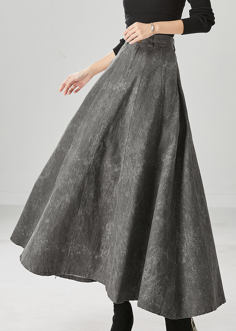 Well Tailored Garment with a Graceful Silhouette