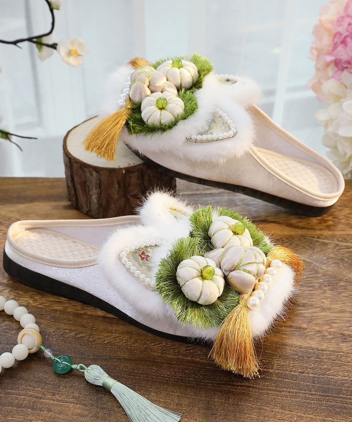 Chic Orthopedic Slippers with Unique Design