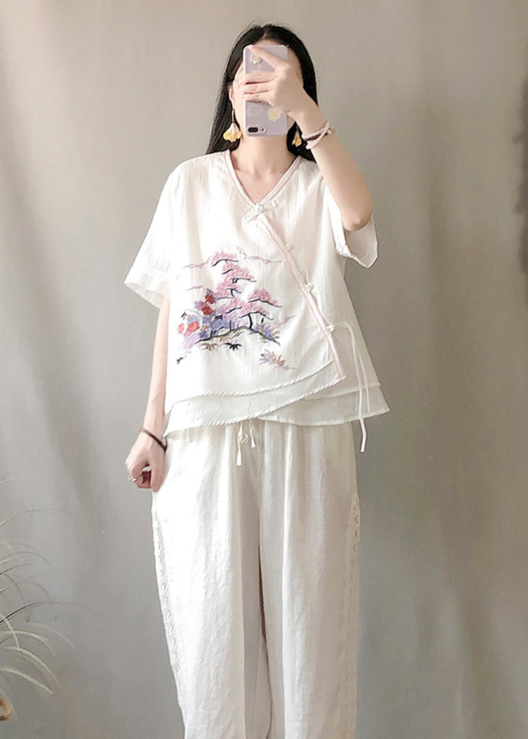 Polished Blouse with an Effortless Classic Look