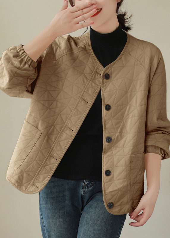 Beautifully Finished Coat in a Timeless Design