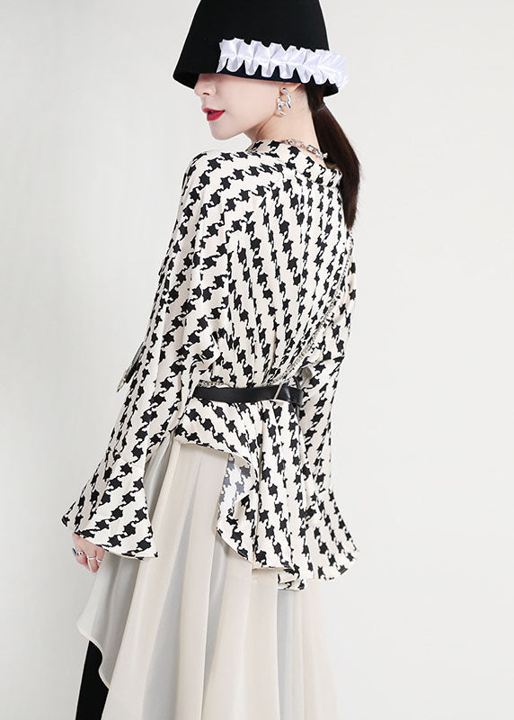 Sophisticated Blouse with a Clean Classic Look