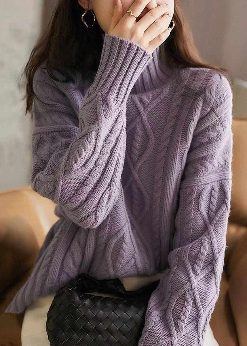 Well Tailored Sweater with a Graceful Silhouette