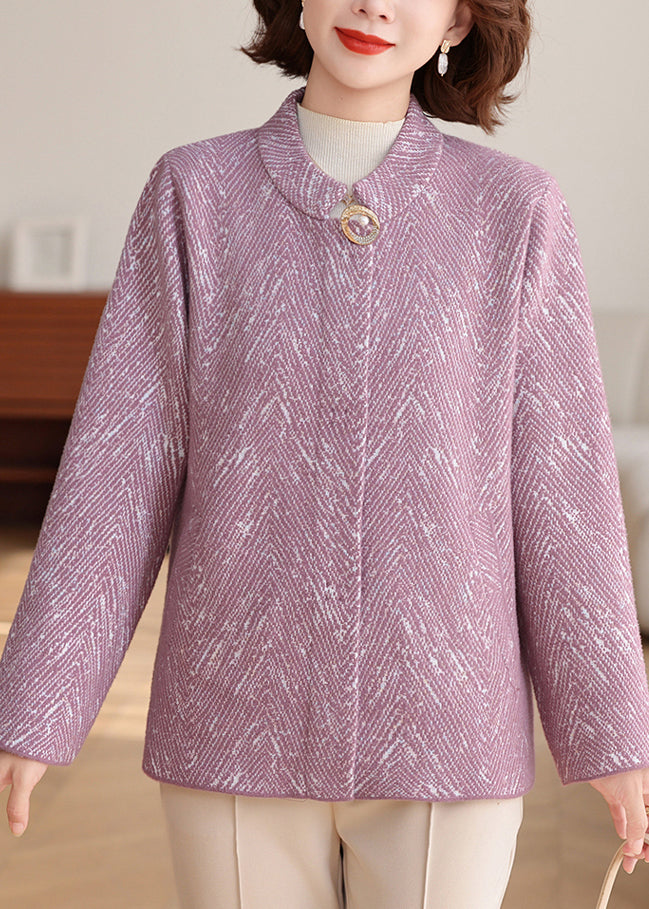 Well Tailored Cardigan with a Graceful Silhouette
