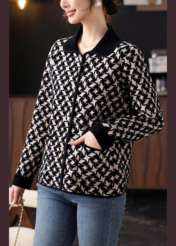 Gracefully Styled Cardigan for Any Occasion