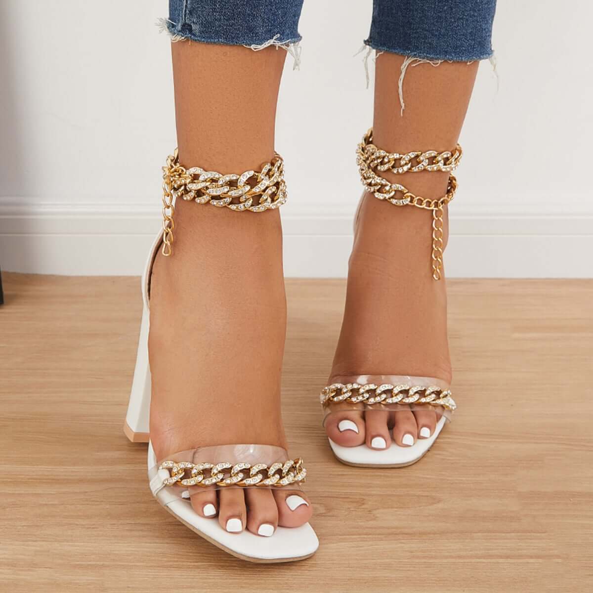Graceful Orthopedic Sandals for Modern Look